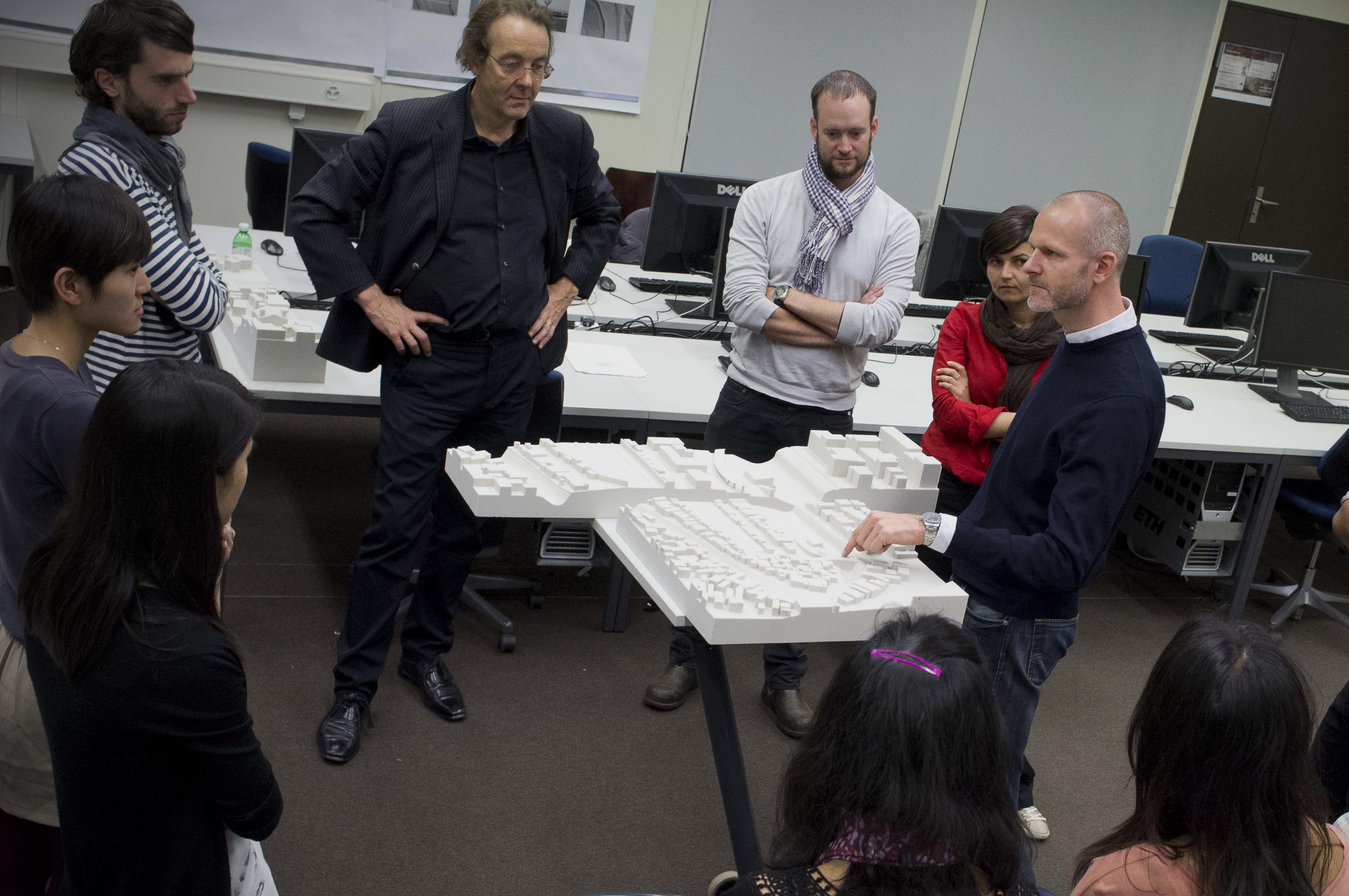 Übertragung von Houston ins Kongresshaus Davos. Foto: Holliger, Davos. Fotoarchiv des Deutschen Ärzteblattes.
