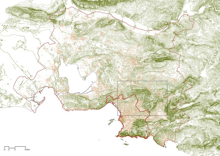 City of Marseille (thick red line), Métropole Aix-Marseille-Provence (thin red line) and investigation perimeter (black dotted line) © Amalia Bonsack, chair Günther Vogt, ETH Zurich